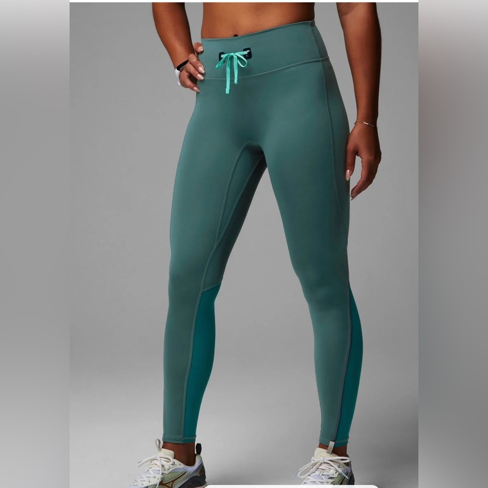 NWT Fabletics high waisted leggings teal storm slate ocean eyes size M Stride 9” - Picture 2 of 13